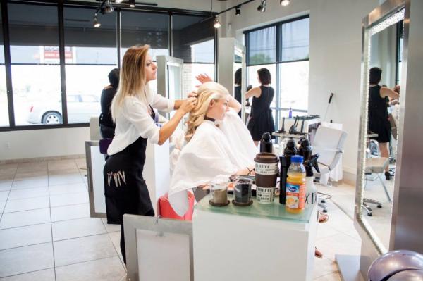 Panache Salon and Spa Hosts Career Fair 2017